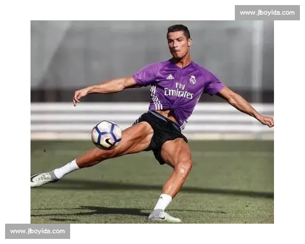 足球90Vs视角下现代足球战术演变与经典对决全解析深度回顾篇