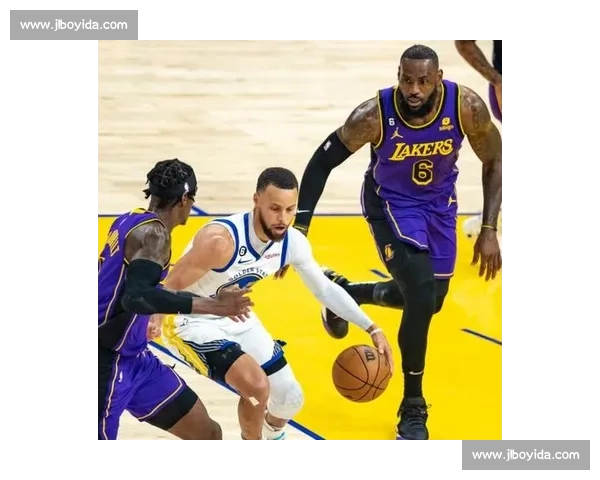 西部决赛前瞻湖人对阵掘金常规赛战绩深度解析对比走势与胜负关键