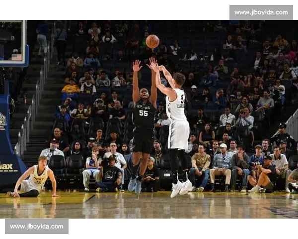 NBA热火对决马刺经典比赛全场录像回顾与精彩瞬间解析