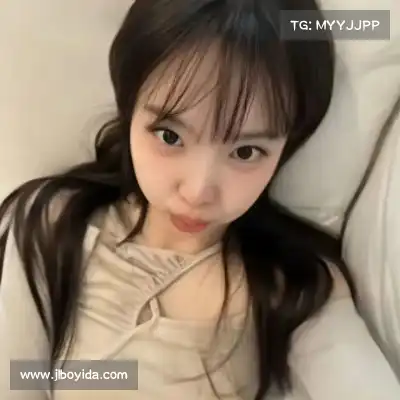 裴允盼